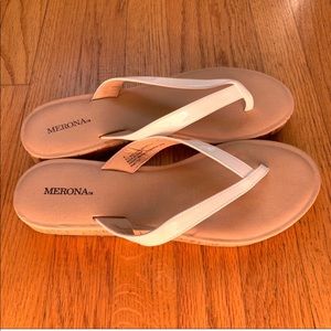 Merona thong sandals